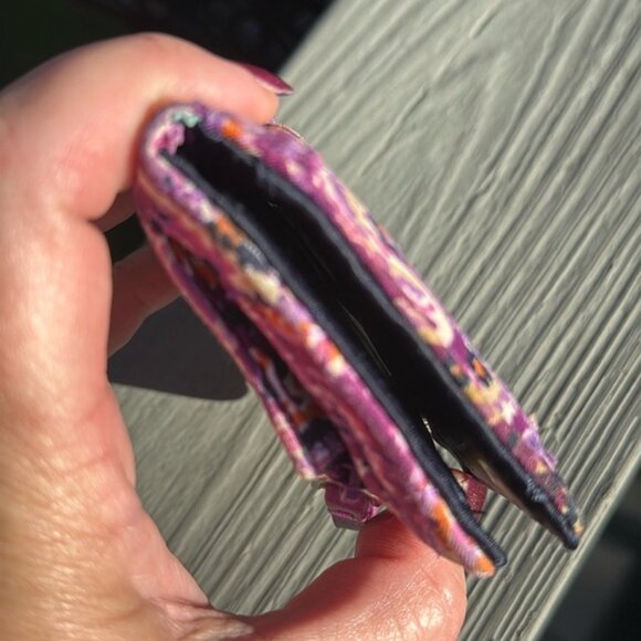 Vera Bradley “Stained Glass Medallion” Zip Around Wallet w/Coin Purse (EUC) - Picture 11 of 13